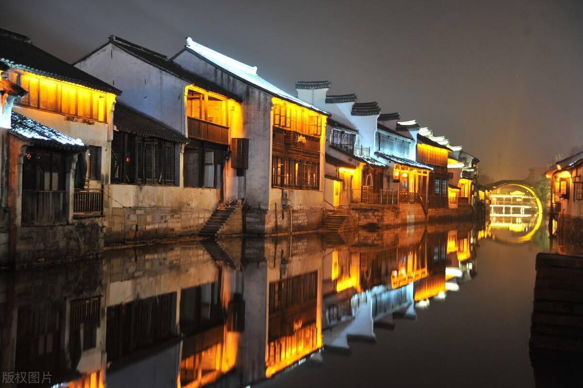 货运飞船为何受青睐